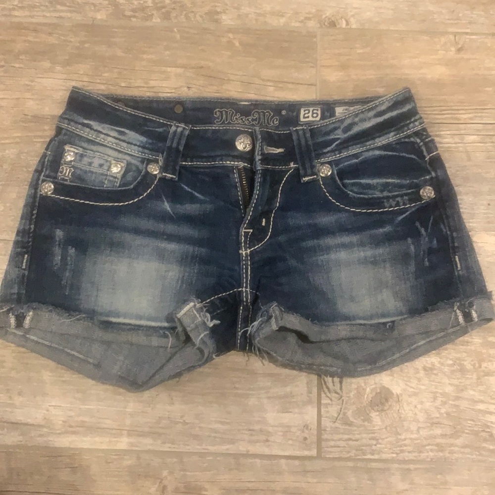 Miss me Aztec/Tribal pocket detail denim shorts